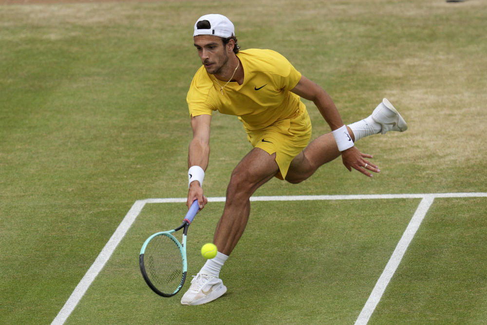 他感到非常 他感到非常